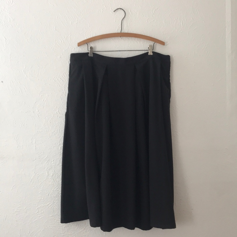 ModCloth Pleated Black Classic Skirt